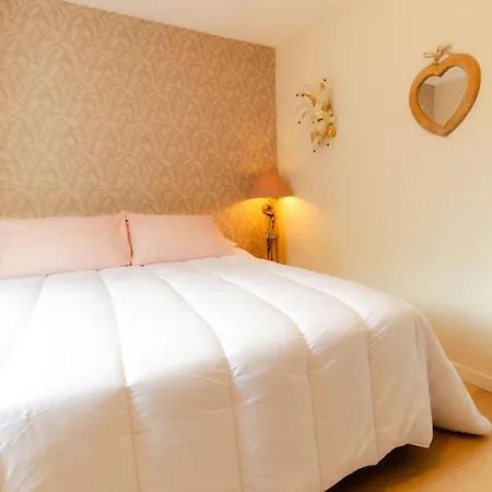 别墅 Tres Agreable Avec Barbecue