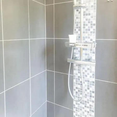 Tres Agreable Avec Barbecue 别墅 *