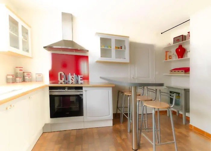 Tres Agreable Avec Barbecue *